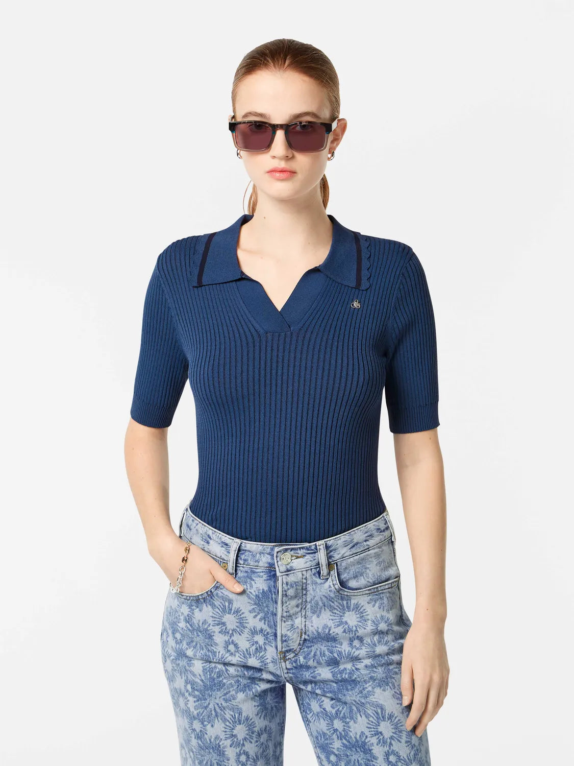 XS