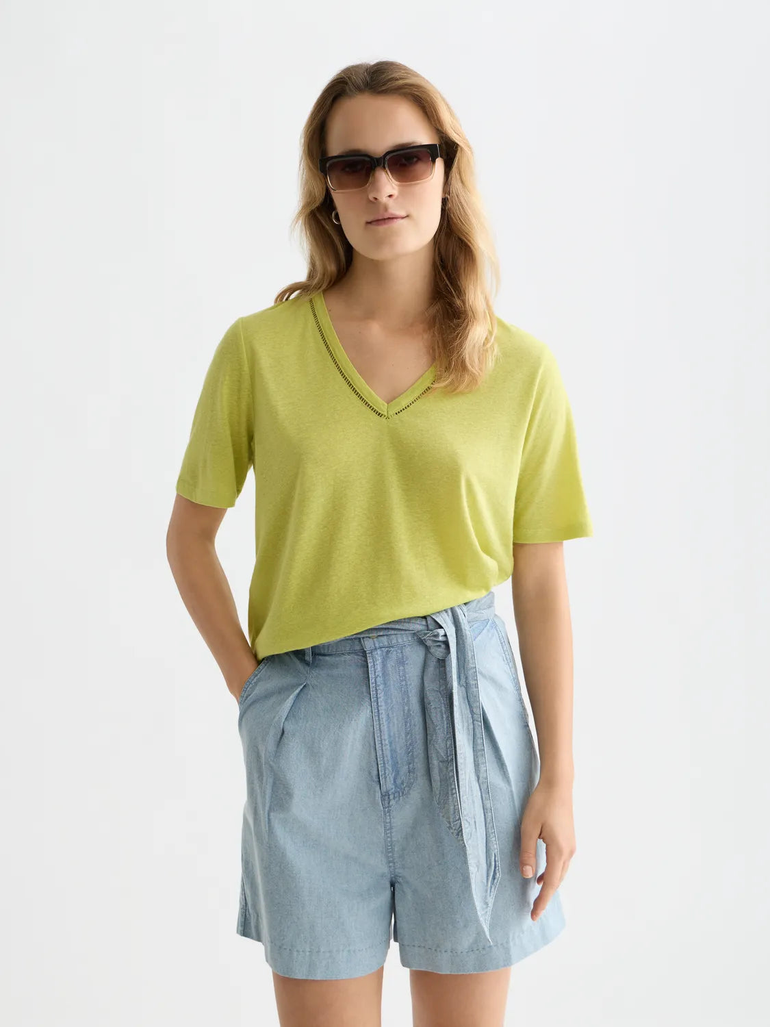 Linen V-Neck T-Shirt