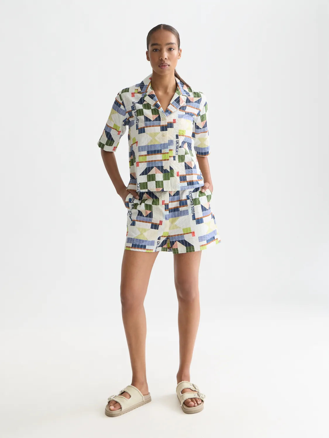 Stitch-Embroidered Printed Short Sleeve Shirt