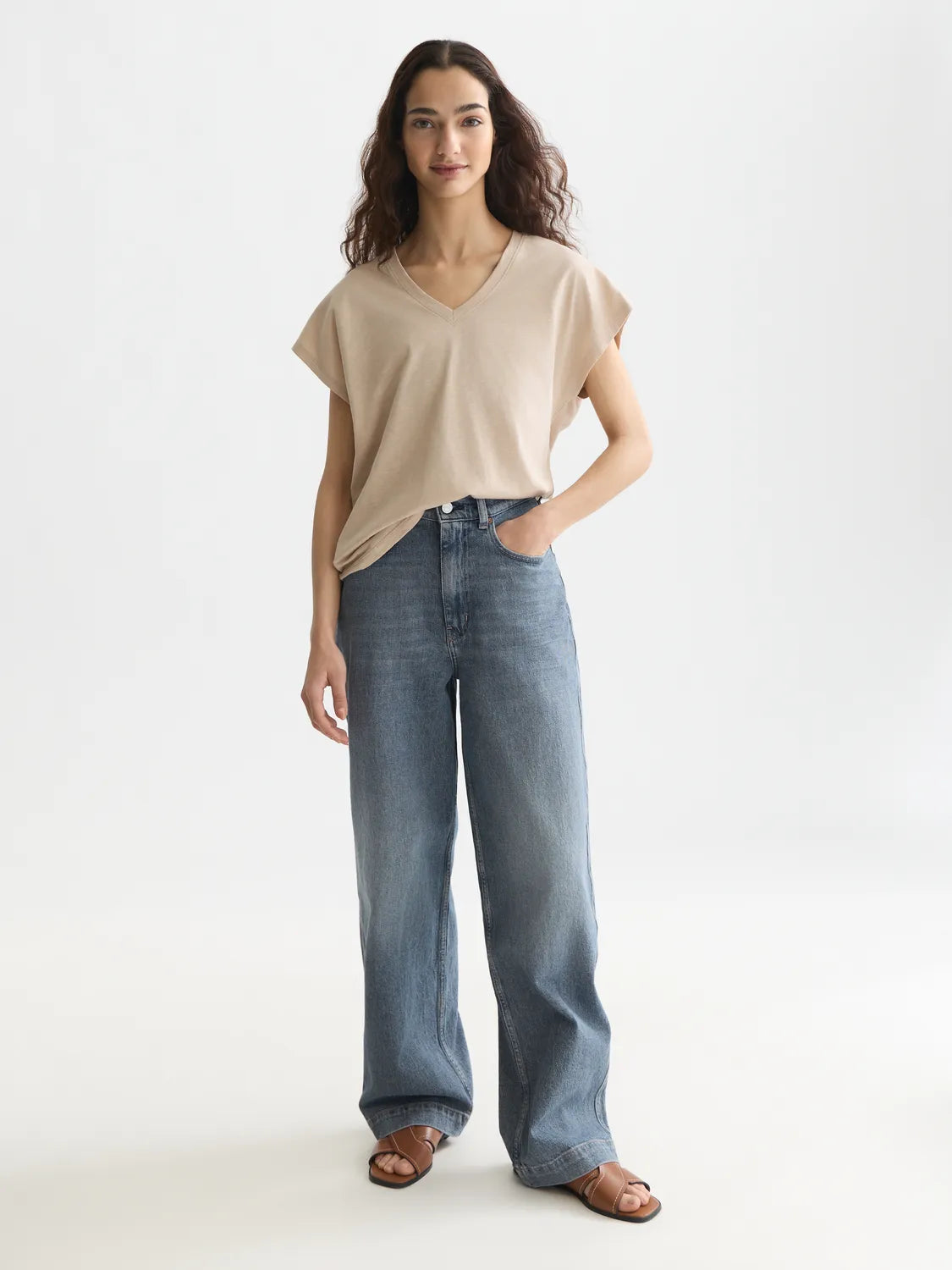 Ampersand Embroidery V-Neck T-Shirt