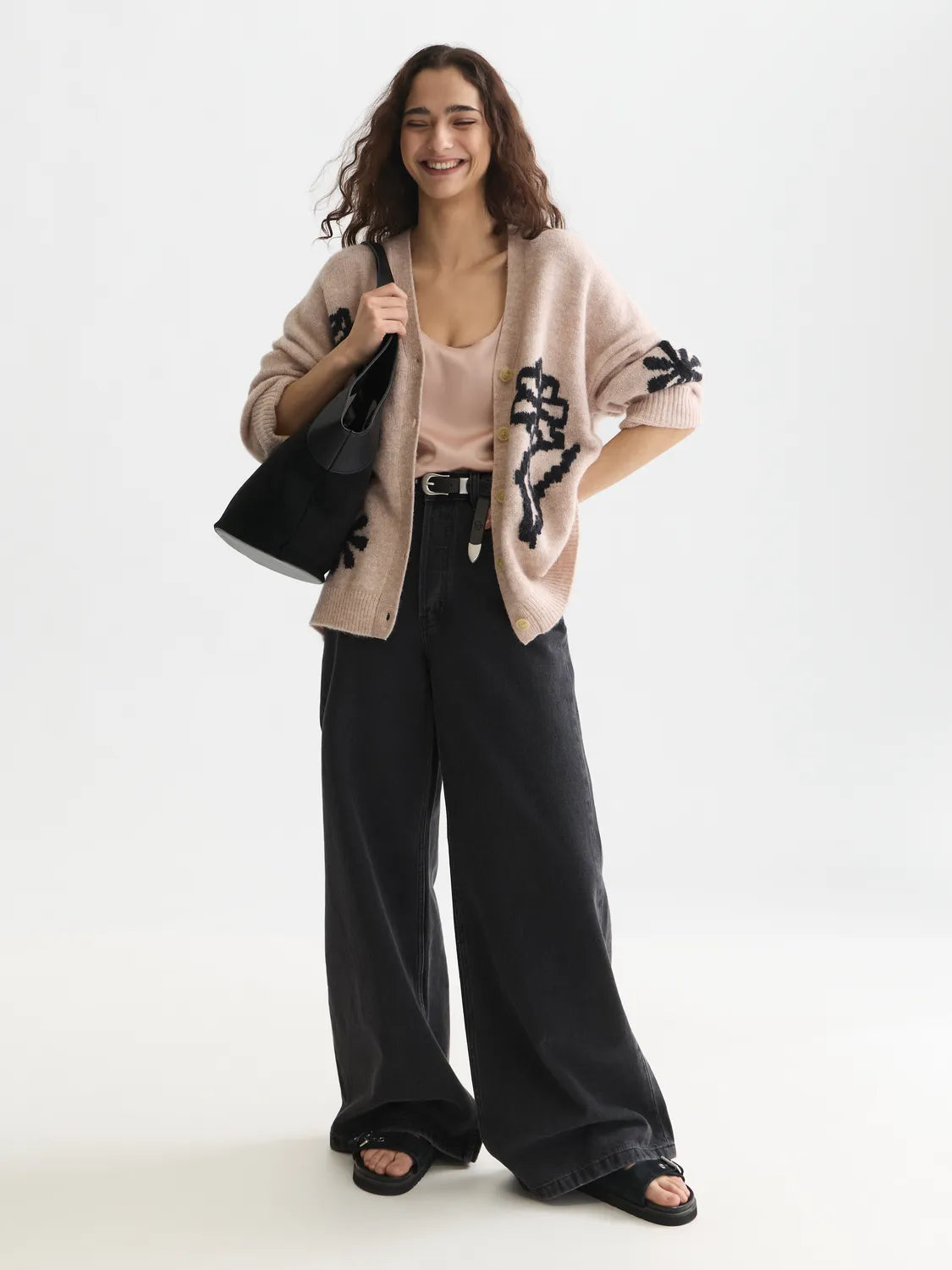 Intarsia Oversized-Fit Cardigan