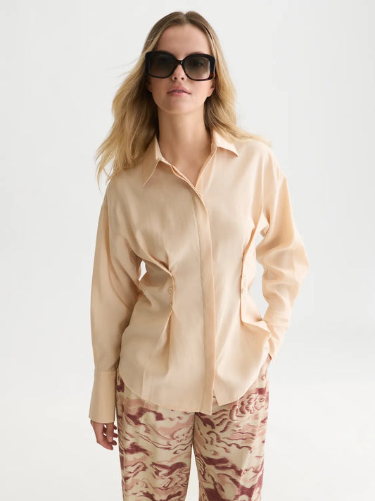 Buttoned Waisted Shirt