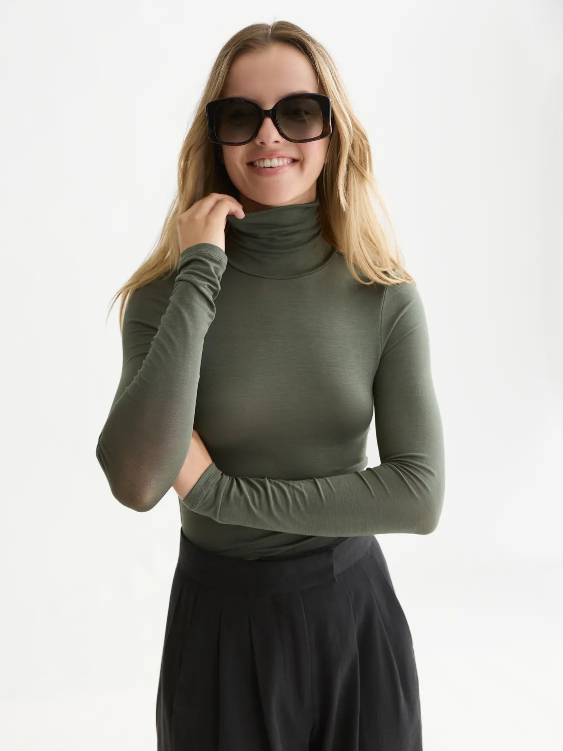 Roll Up Neck Long Sleeve T-Shirt
