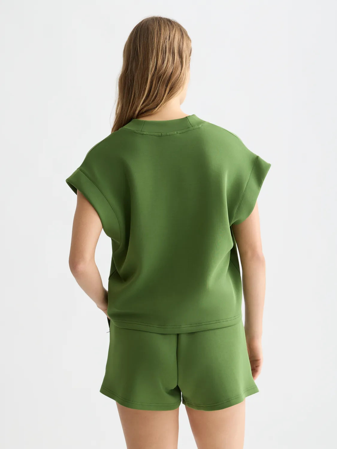 Tencel V-Neck Shortsleeved Sweatshirt