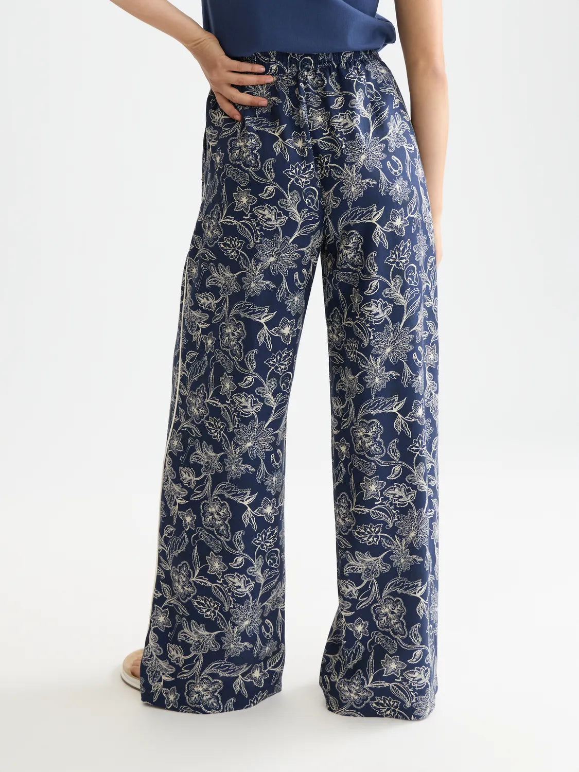 Eleni - All Over Printed High Rise Wide Leg Pull On Pants