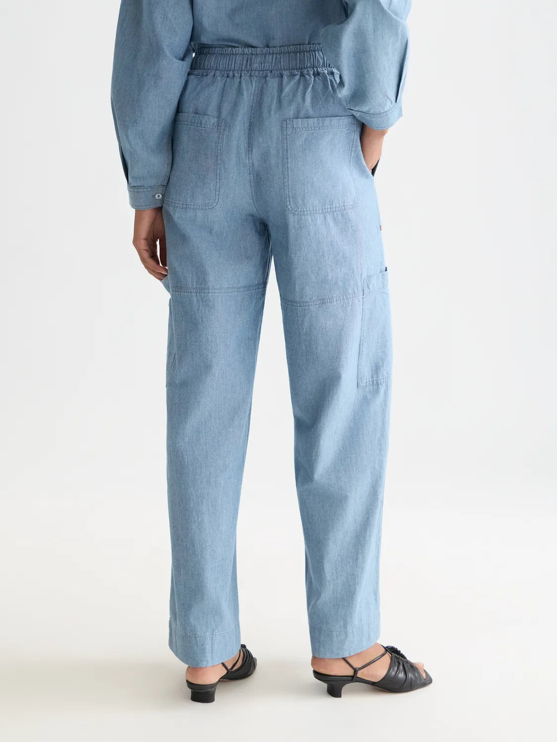 Noa Blue Moon Indigo Lightweight Pant