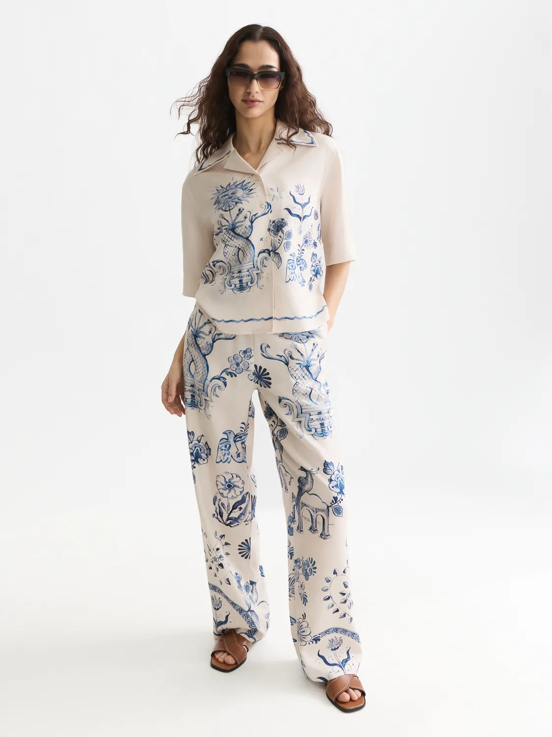 Scotch & Soda x Royal Delft Gia Mid-Rise Wide-Leg Printed Pants