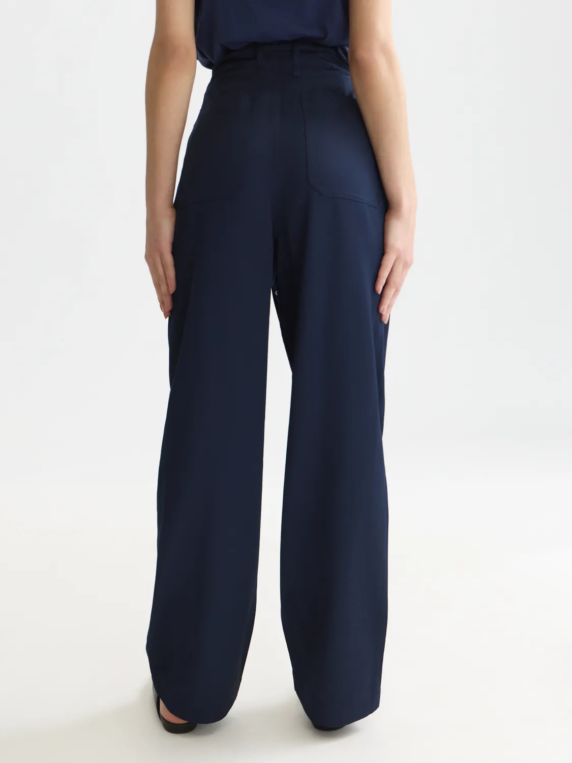 Faye - High-Rise Tapered Leg Satin Cargo Pant