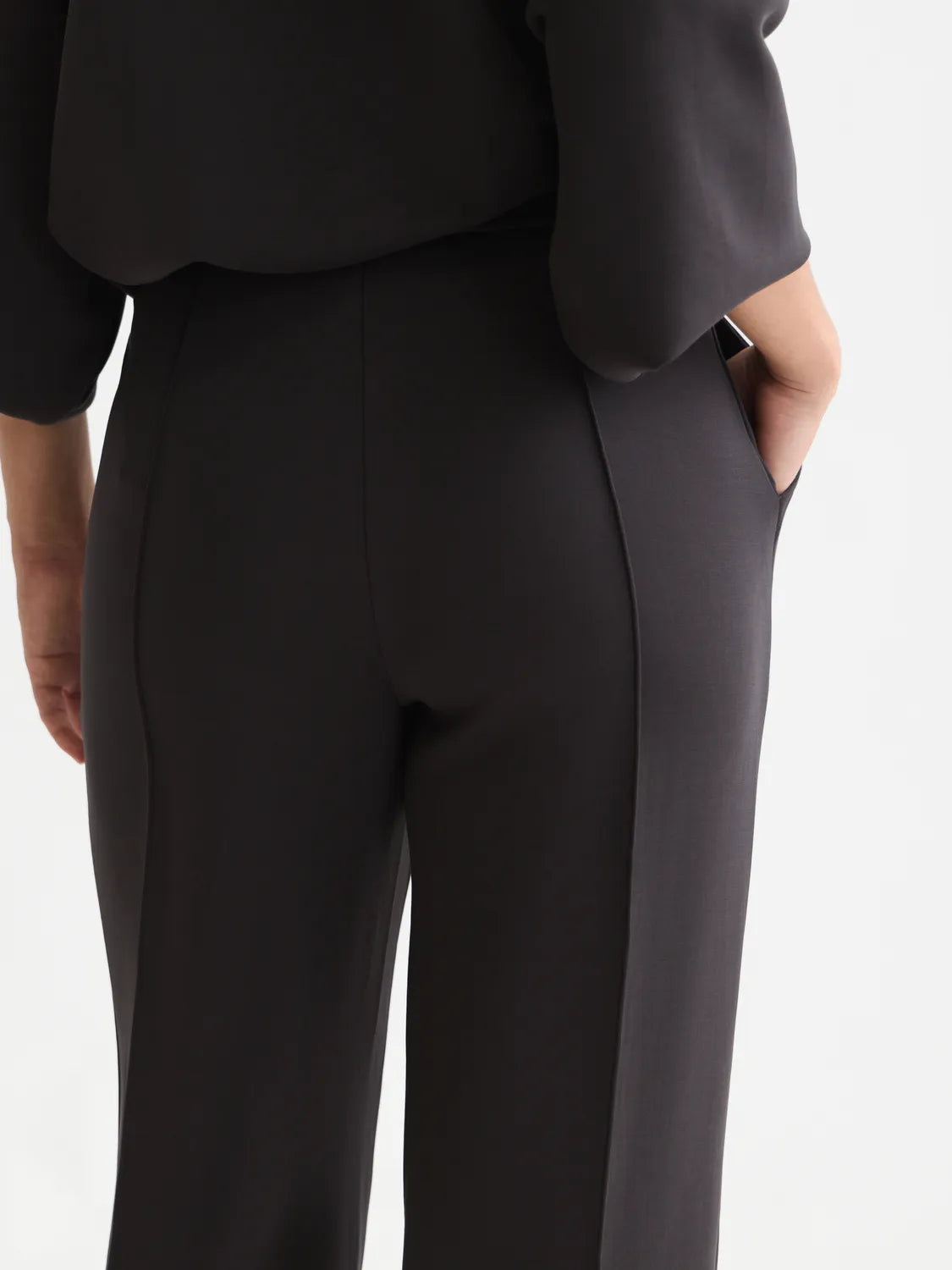 Tencel Tailored Sweatpants