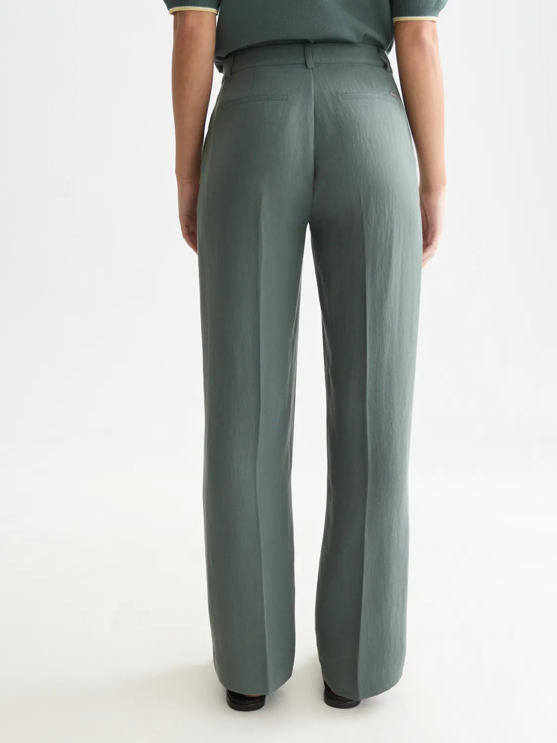 Edie - High-Rise Wide-Leg Lyocell Blend Pants