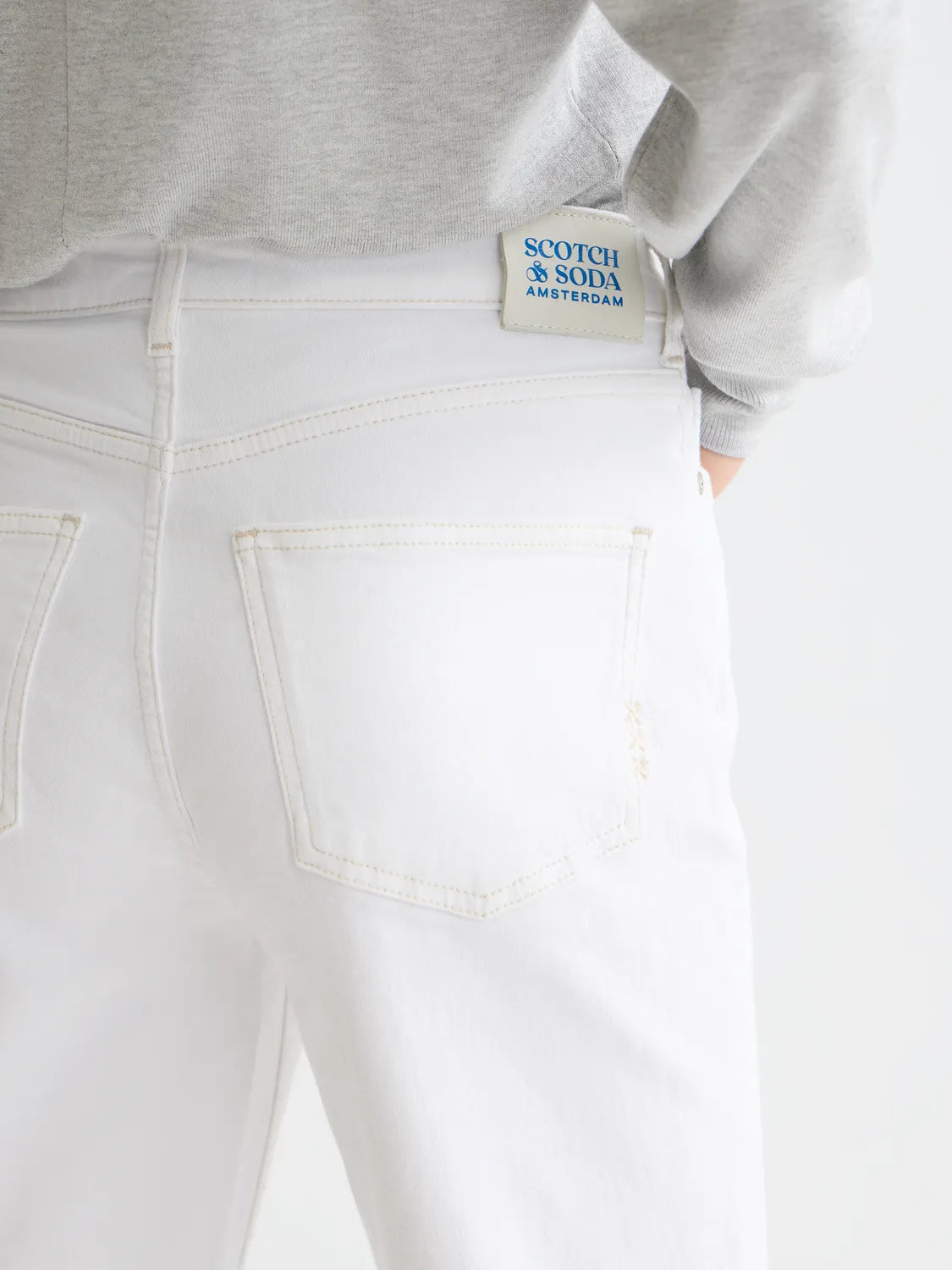 Essentials — The Sky Straight Jeans | Cool White