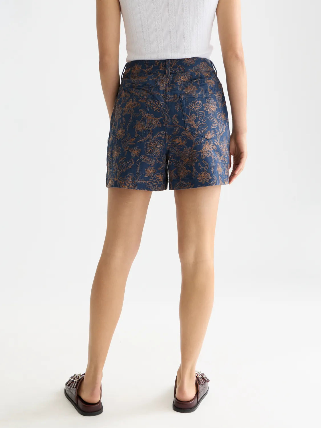 Embroidered High Rise Shorts